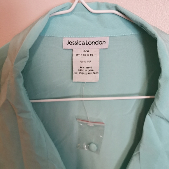 100% silk blouse vintage size 32W bnwt - Picture 10 of 14